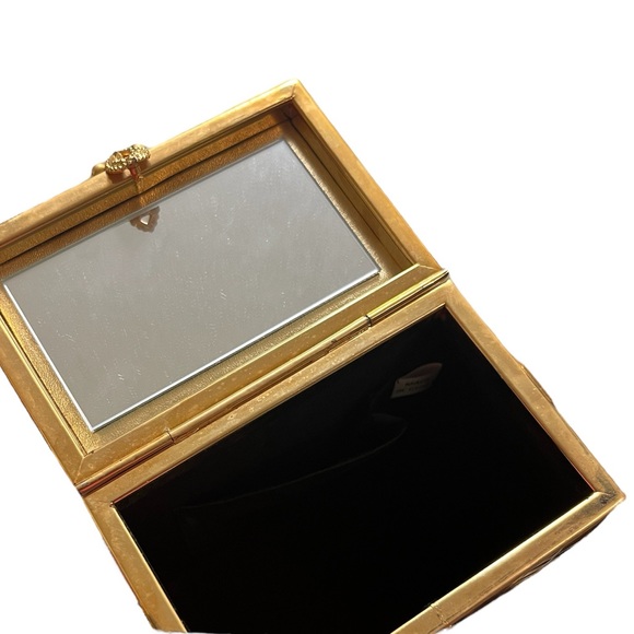 Vintage Black Purse with Gold Detailing - Picture 5 of 14